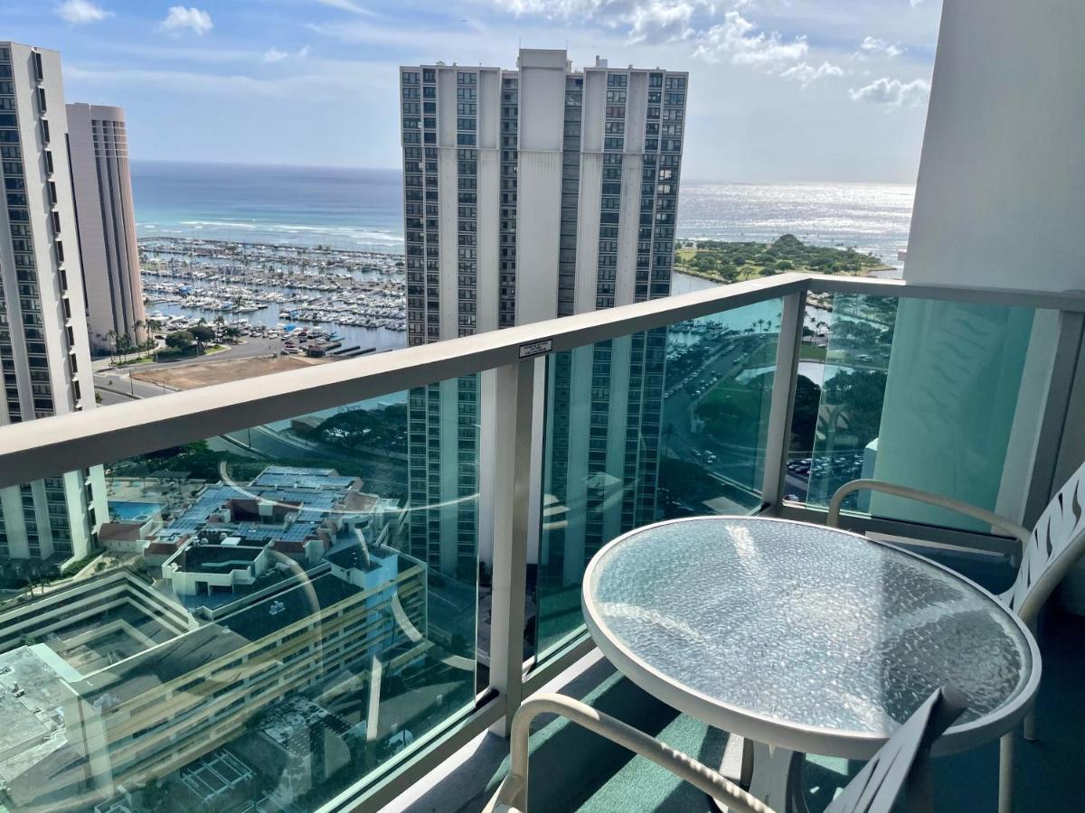 Ala Moana Hotel 31St Floor Гонолулу Экстерьер фото